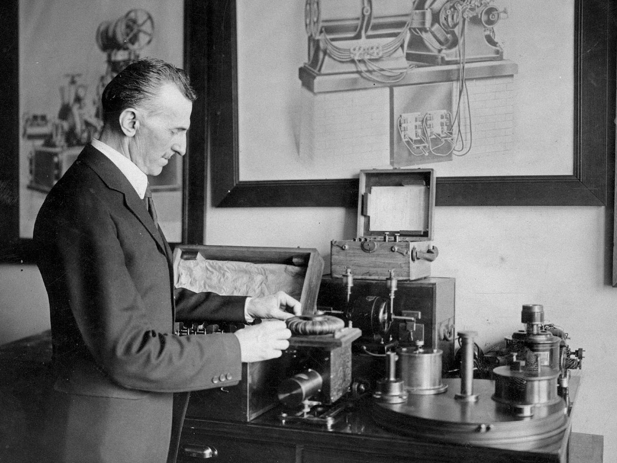 Nikola Tesla, 1856–1943